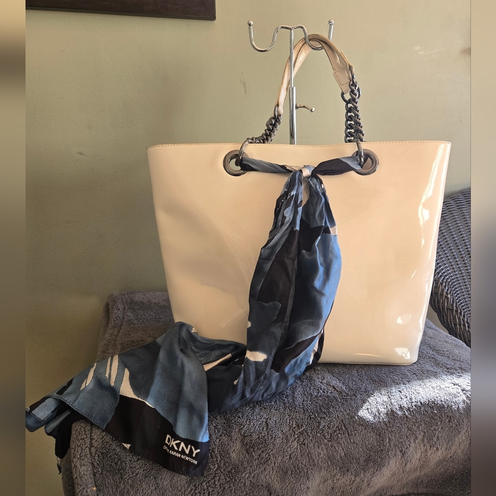 Dkny Ivory Faux Patent Leather Tote